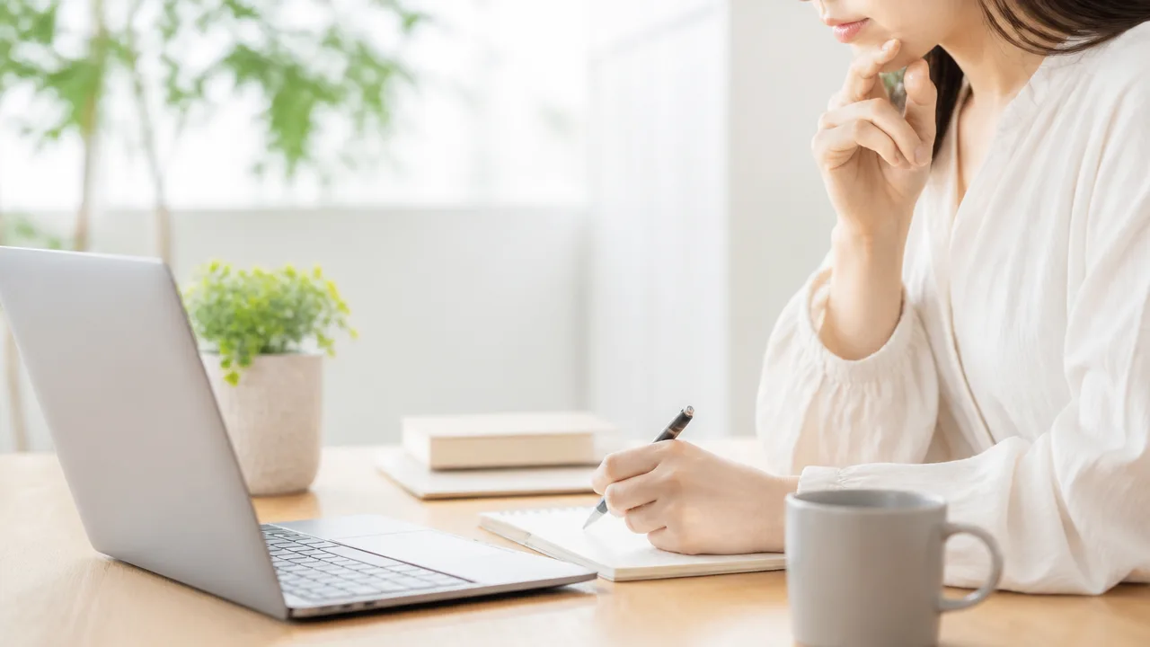 Wordでの脚注と参考文献の違いは？使い分けと設定方法を解説