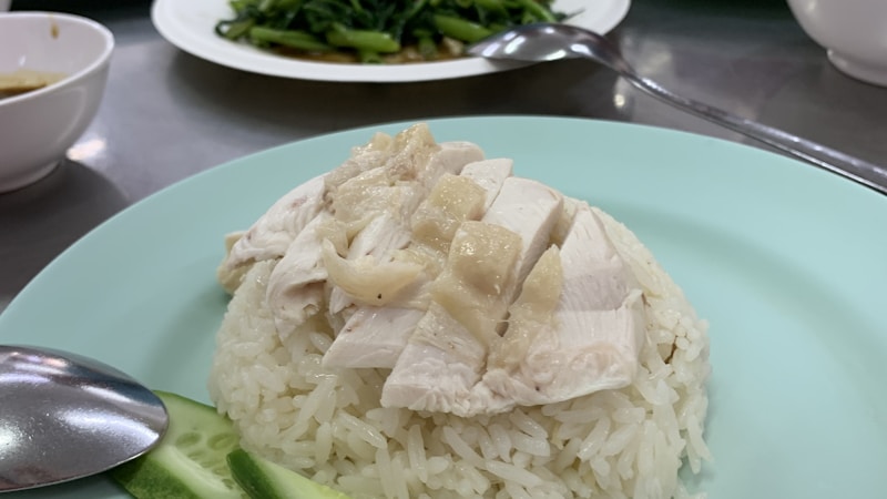 チキンライスを玉ねぎなしでおいしく作るコツ｜家にある材料でやさしい定番アレンジ