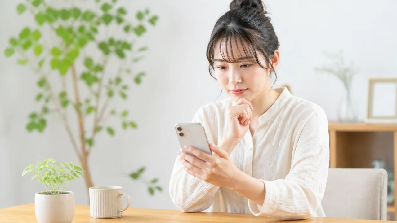 インスタで続きを読むがコメントになるのはなぜ?仕組みと対処法