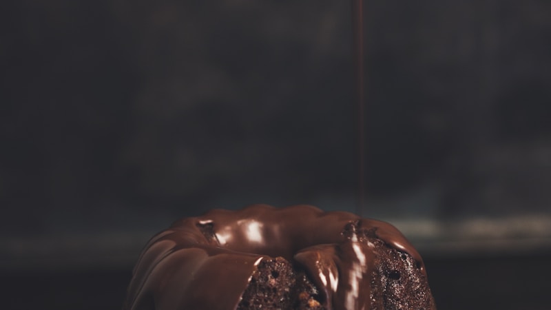 チョコレートコーティングをパリパリに仕上げるコツ|おうちで作りやすい温度と手順のまとめ