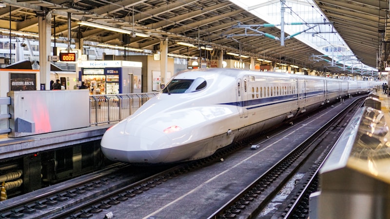 新幹線の立ち席はどこにいるのがいい？乗る前に知っておきたい場所の見つけ方